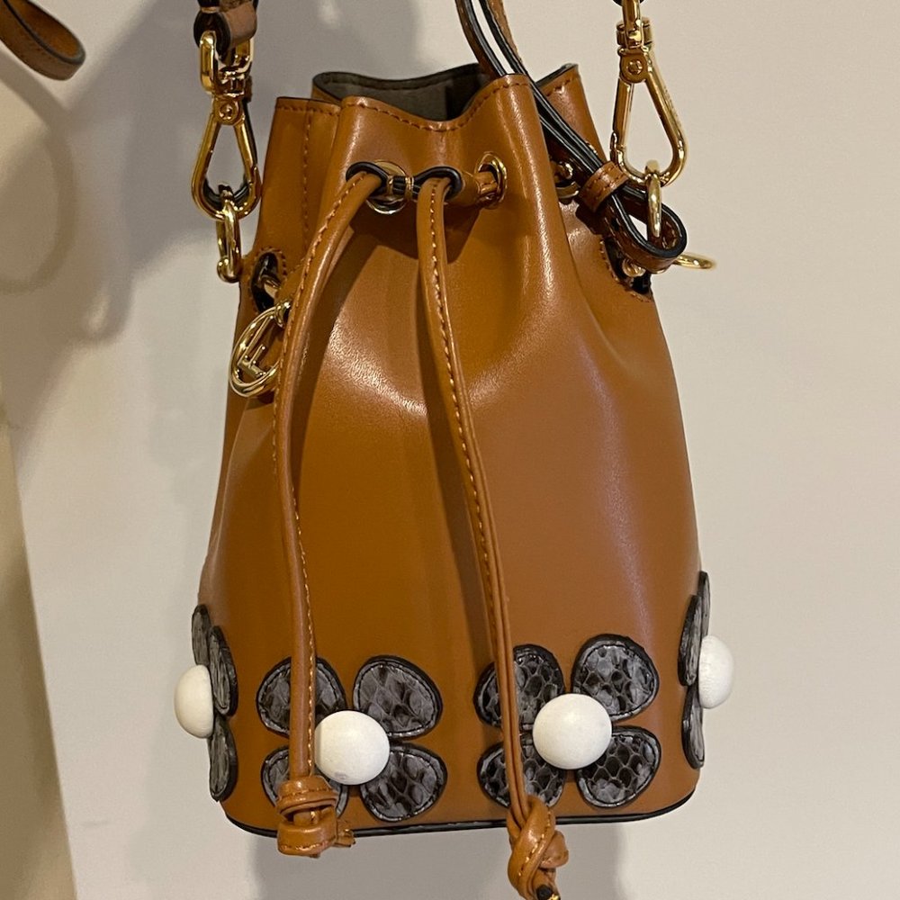 FENDI Mini Mon Treso Bucket Bag